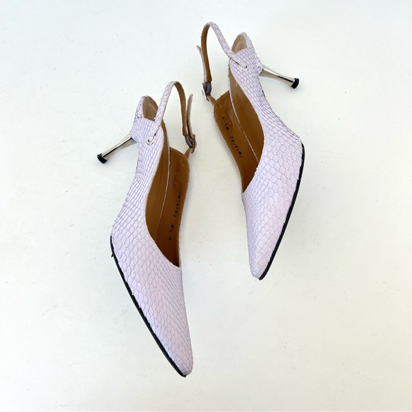 STUART WEITZMAN Lavender Snake Leather Silver Metal Heel Slingback Pump Sz 8.5 M - Picture 6 of 15